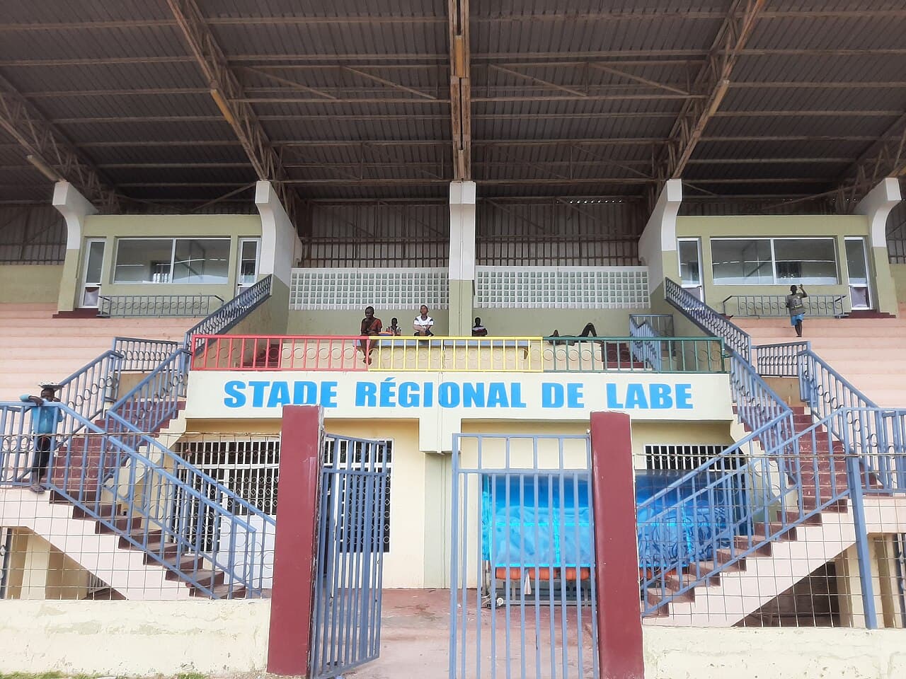 Développement d'un pôle sportif et d'une académie de jeunes autour du stade régional de Labé