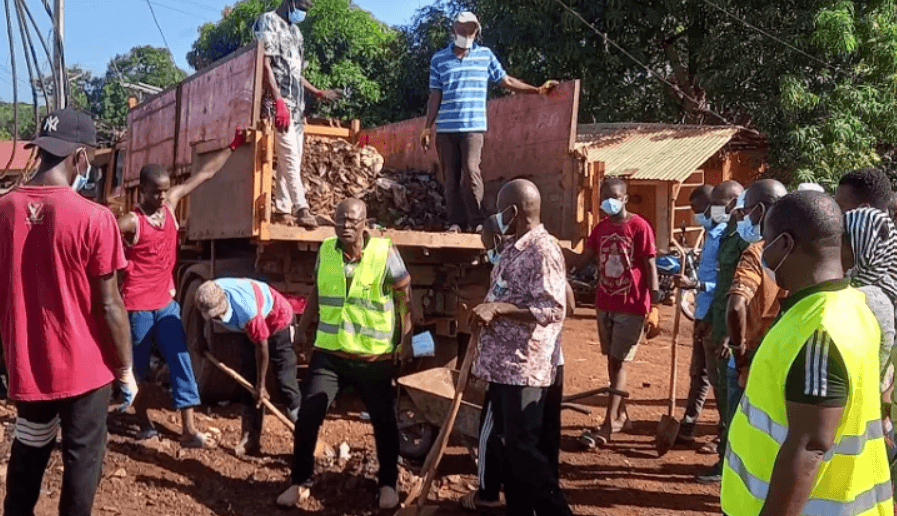 Contributions to cleanliness campaigns launched by the urban community